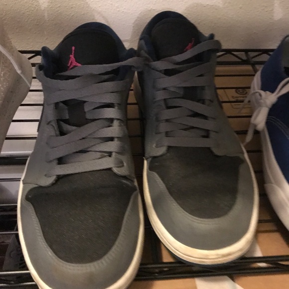 Jordan 1 low - Picture 1 of 3